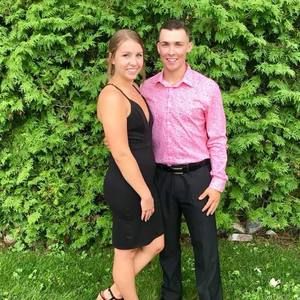 Meet your Posher, Courtney